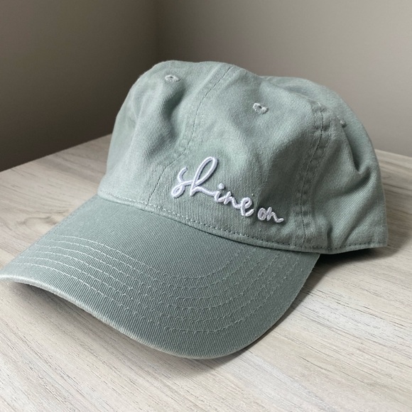 Life with Loverly hat - Picture 1 of 2